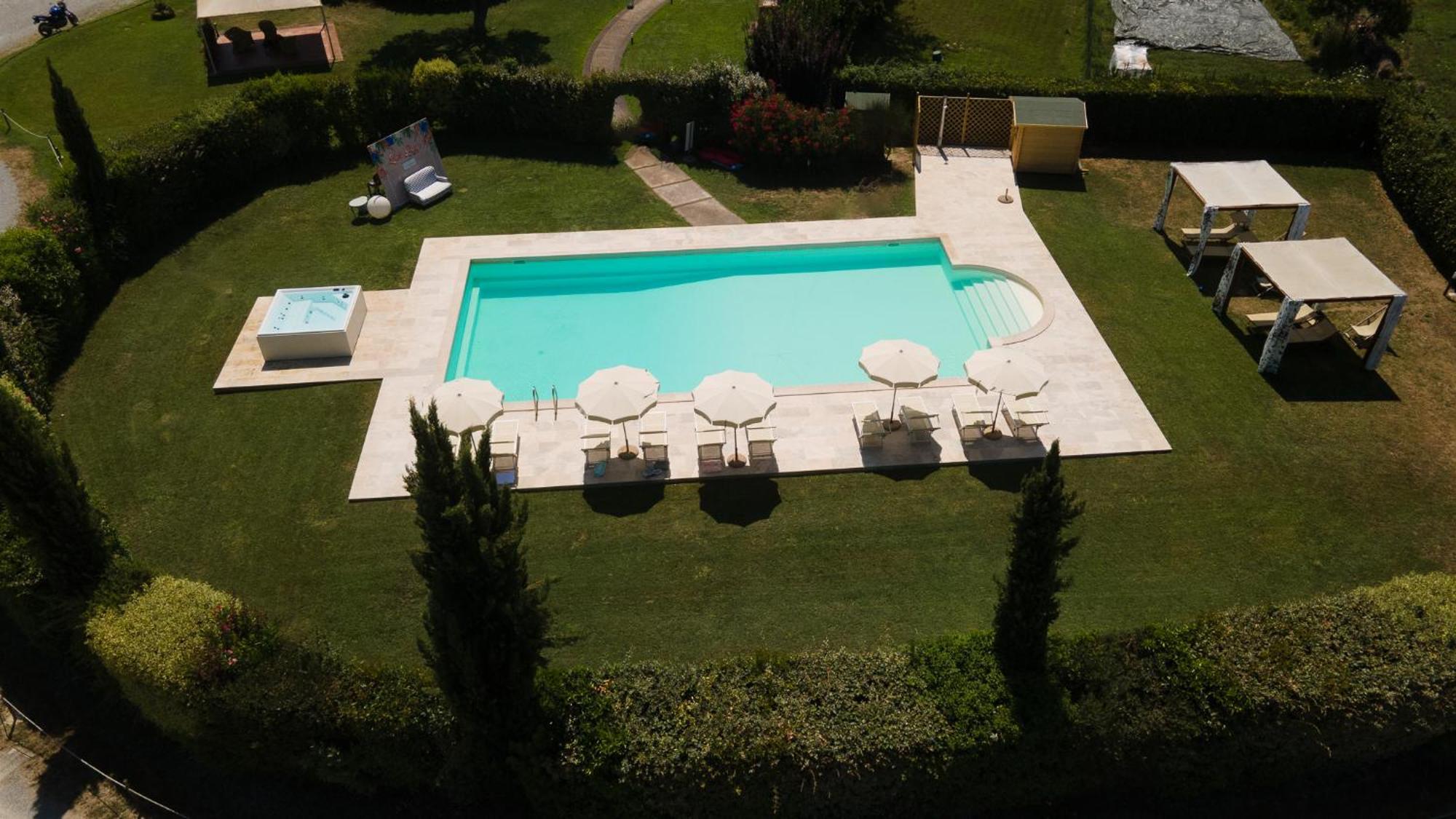 Le Colombaie Country Resort Ponsacco Extérieur photo
