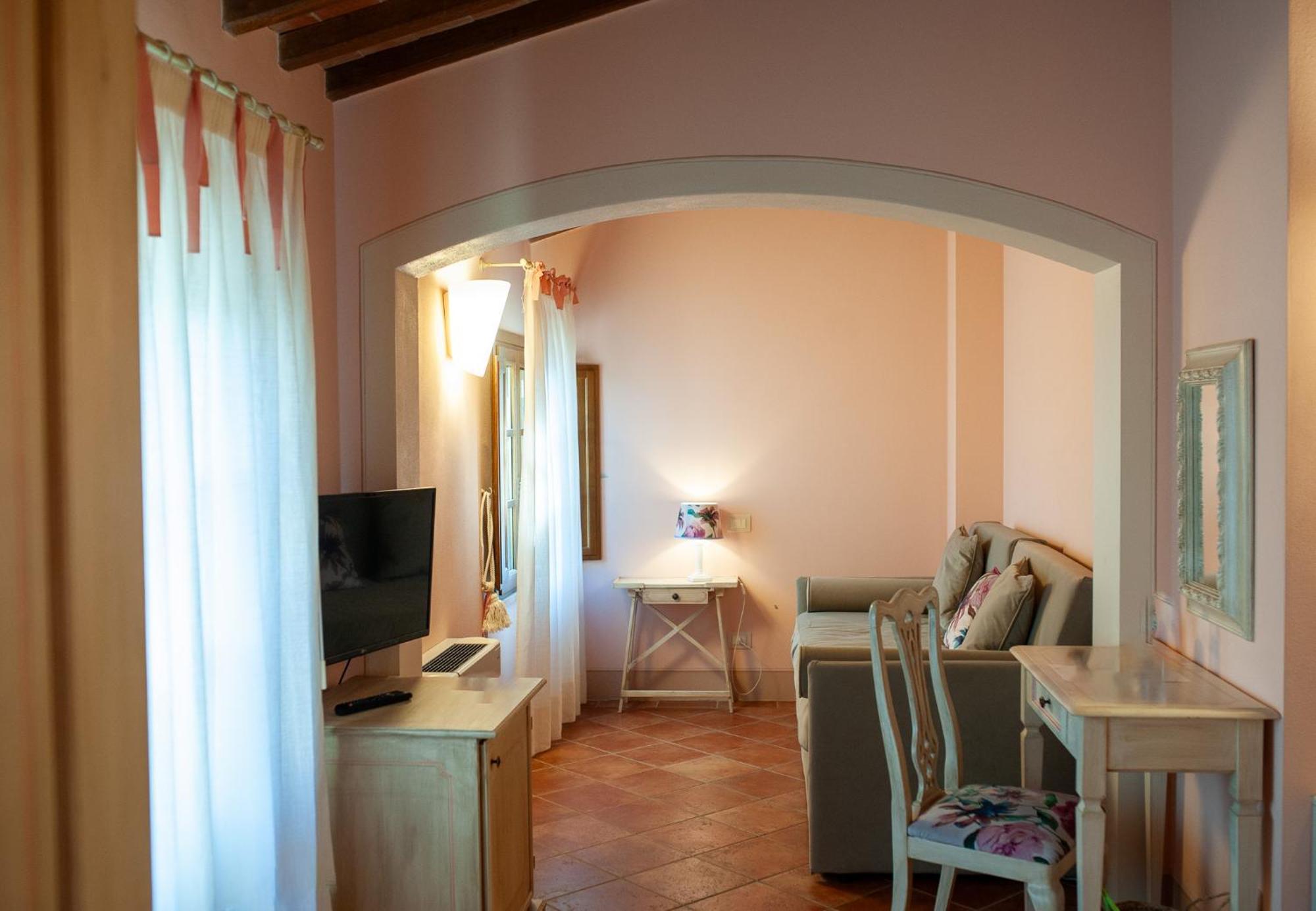 Le Colombaie Country Resort Ponsacco Extérieur photo